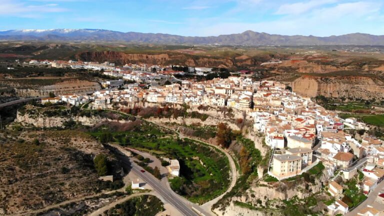 Sorbas is on a mountain overlooking the Rio Aguas in Almeria province. It is known for its ceramics and the nearby Karst en Yesos de Sorbas Natural Park